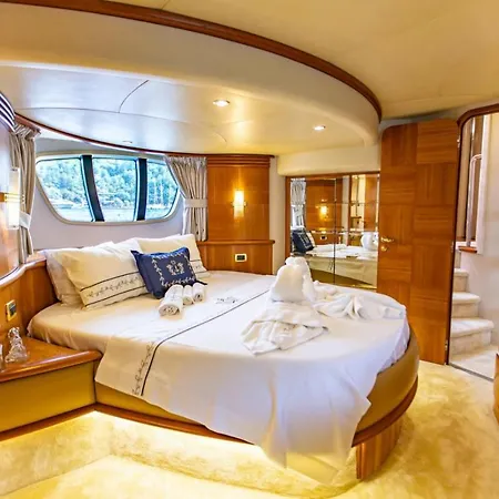 船屋 Vizyon Yachting