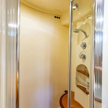 Vizyon Yachting 船屋 费特希耶